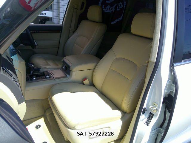 Toyota LAND CRUISER 2016-02 6907375-9