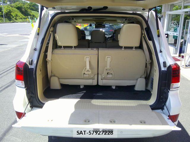 Toyota LAND CRUISER 2016-02 6907375-13