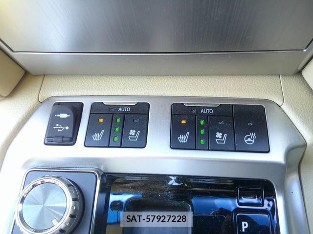 Toyota LAND CRUISER 2016-02 6907375-17