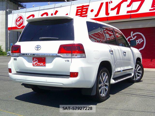 Toyota LAND CRUISER 2016-02 6907375-2