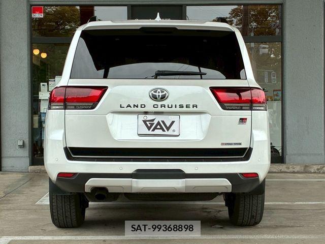 Toyota LAND CRUISER 2023-11 6907357-22