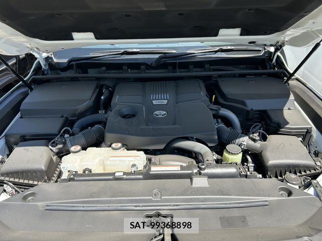 Toyota LAND CRUISER 2023-11 6907357-24