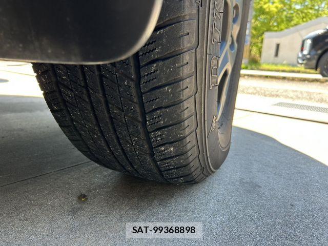 Toyota LAND CRUISER 2023-11 6907357-27