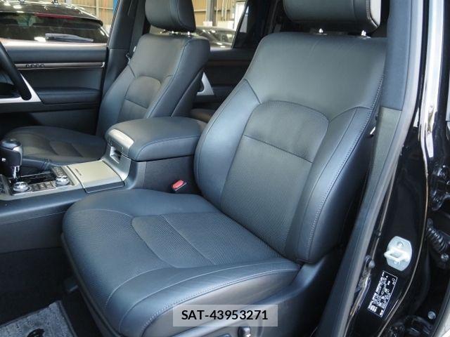 Toyota LAND CRUISER 2020-05 6994761-13