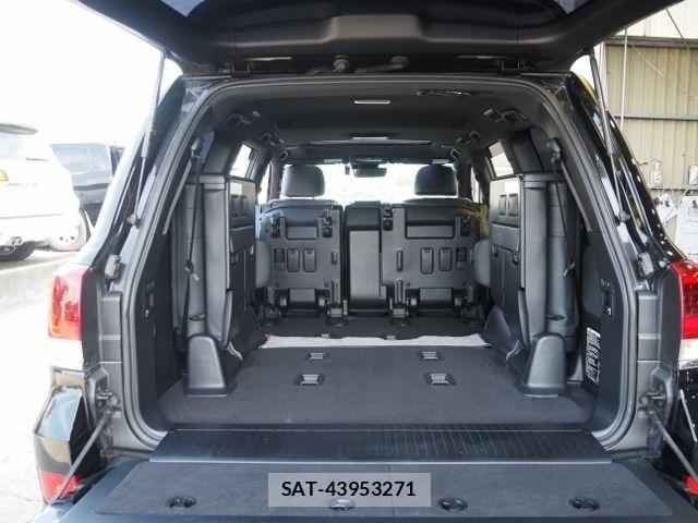 Toyota LAND CRUISER 2020-05 6994761-17