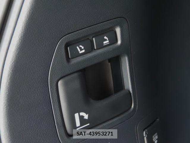 Toyota LAND CRUISER 2020-05 6994761-18