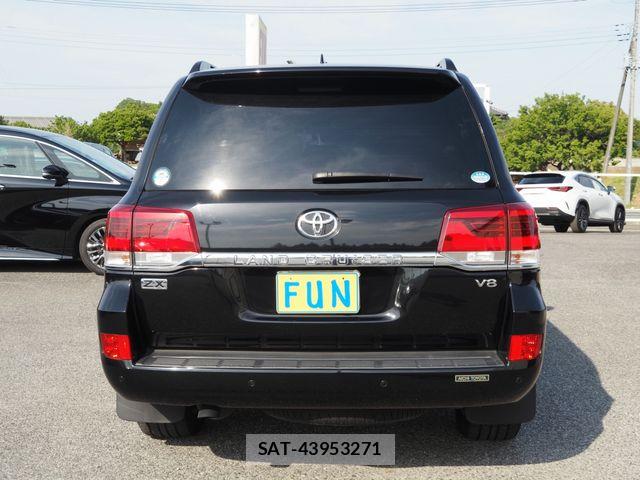Toyota LAND CRUISER 2020-05 6994761-6