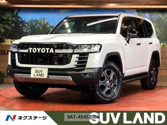 Toyota LAND CRUISER 2023-11 7020727-0