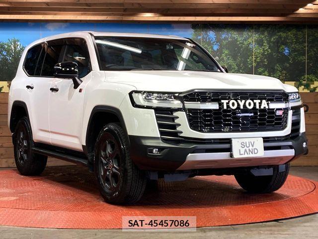 Toyota LAND CRUISER 2023-11 7020727-16