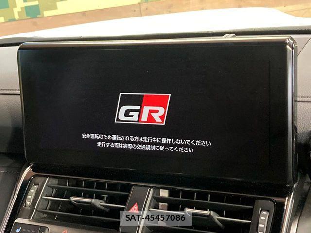 Toyota LAND CRUISER 2023-11 7020727-4