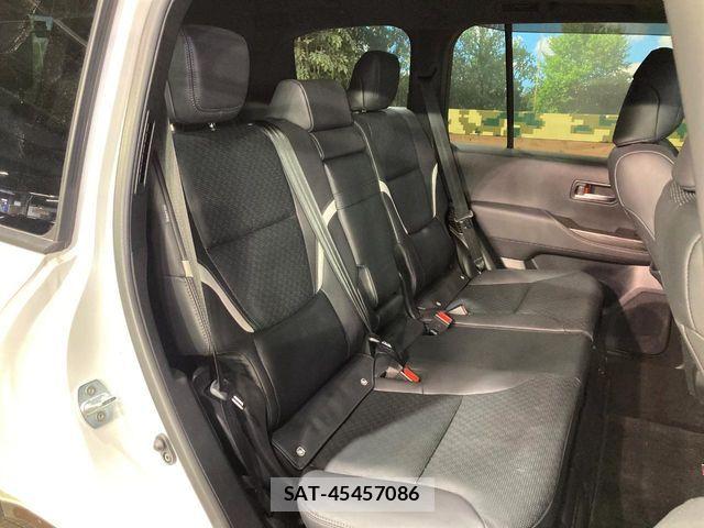 Toyota LAND CRUISER 2023-11 7020727-8
