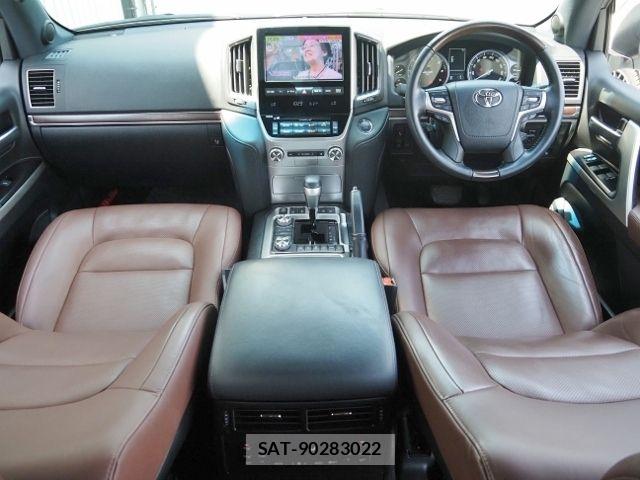 Toyota LAND CRUISER 2020-12 7020730-10