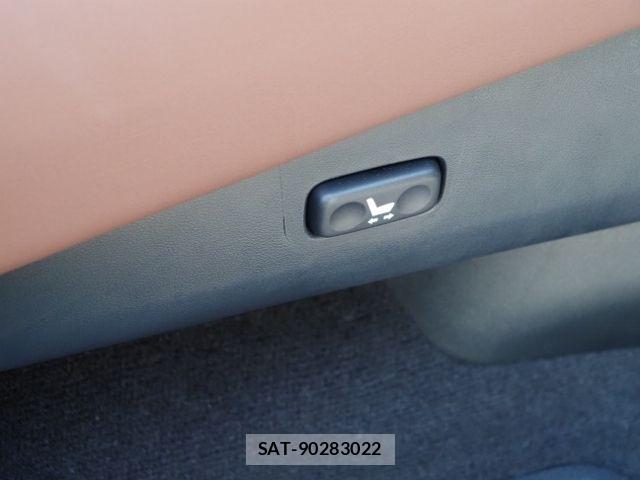 Toyota LAND CRUISER 2020-12 7020730-15