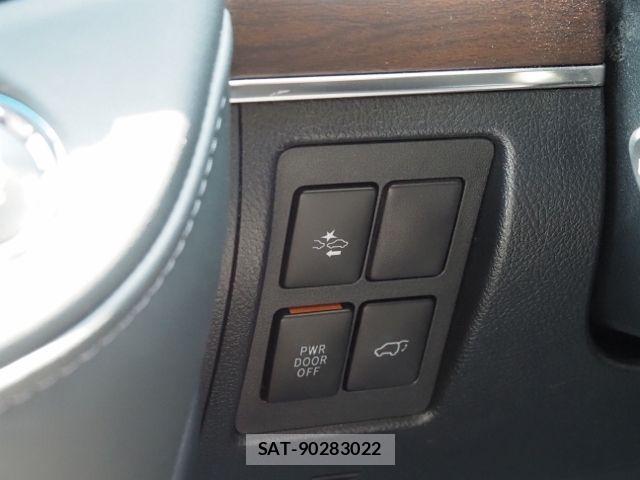 Toyota LAND CRUISER 2020-12 7020730-26