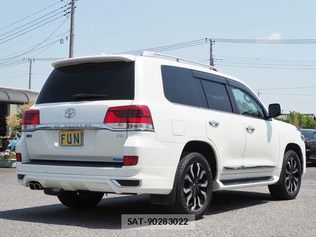 Toyota LAND CRUISER 2020-12 7020730-4
