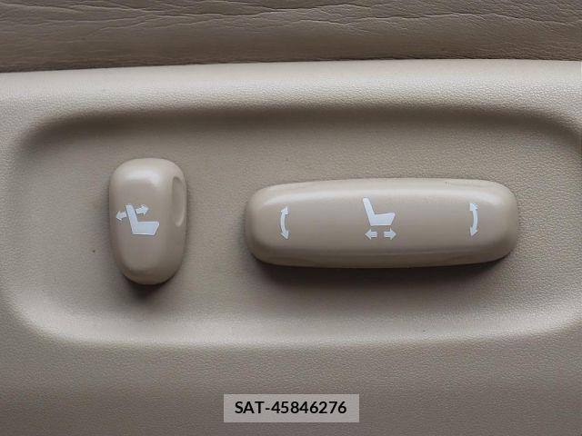 Toyota LAND CRUISER 2019-01 7020728-15