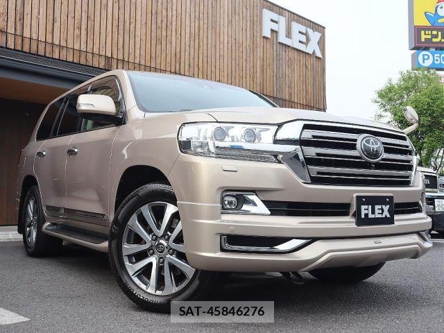 Toyota LAND CRUISER 2019-01 7020728-17