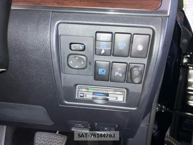 Toyota LAND CRUISER 2020-06 7059157-18