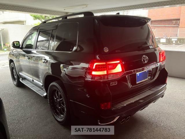 Toyota LAND CRUISER 2020-06 7059157-3