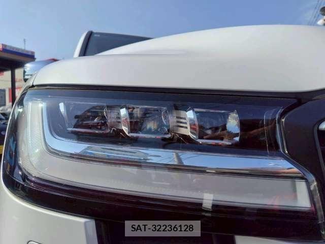 Toyota LAND CRUISER 2023-10 7059160-22