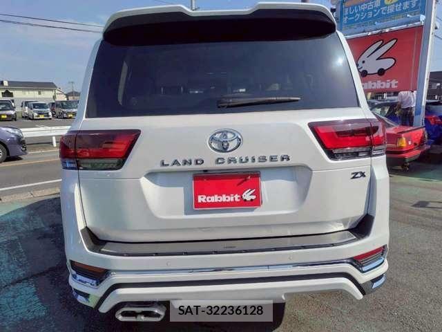 Toyota LAND CRUISER 2023-10 7059160-5