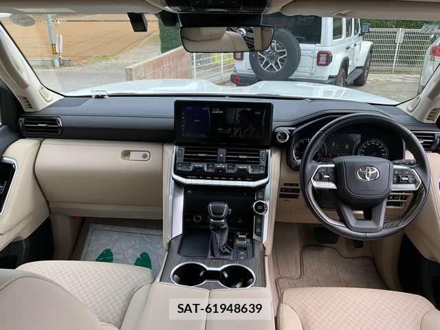 Toyota LAND CRUISER 2023-11 7059153-11