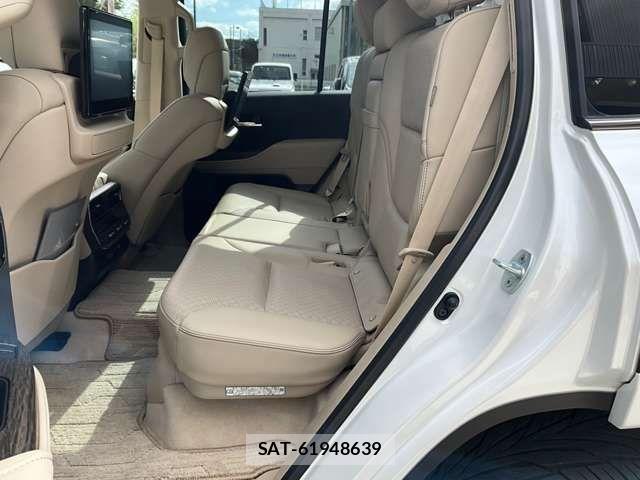 Toyota LAND CRUISER 2023-11 7059153-20