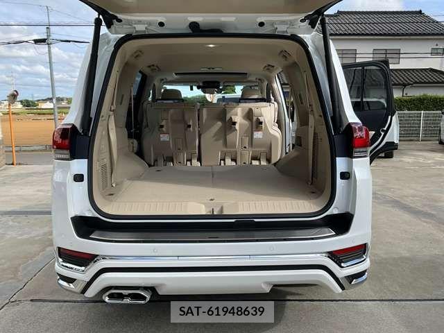 Toyota LAND CRUISER 2023-11 7059153-26