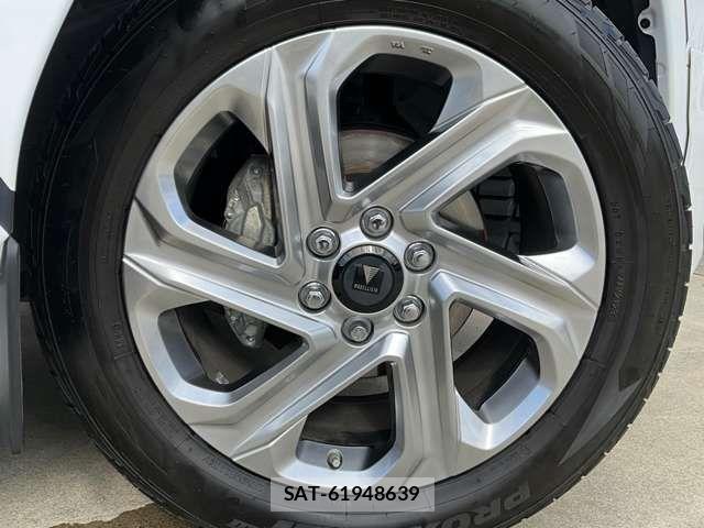 Toyota LAND CRUISER 2023-11 7059153-28