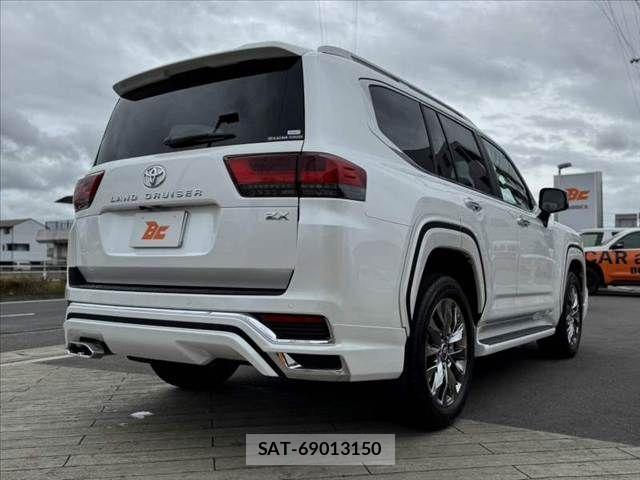 Toyota LAND CRUISER 2025-04 7059154-11