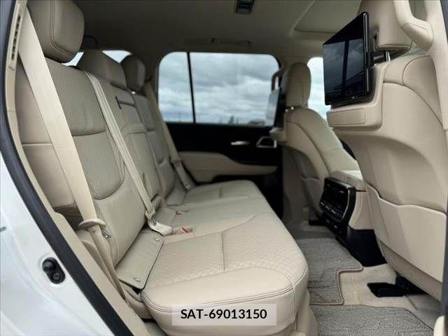 Toyota LAND CRUISER 2025-04 7059154-17