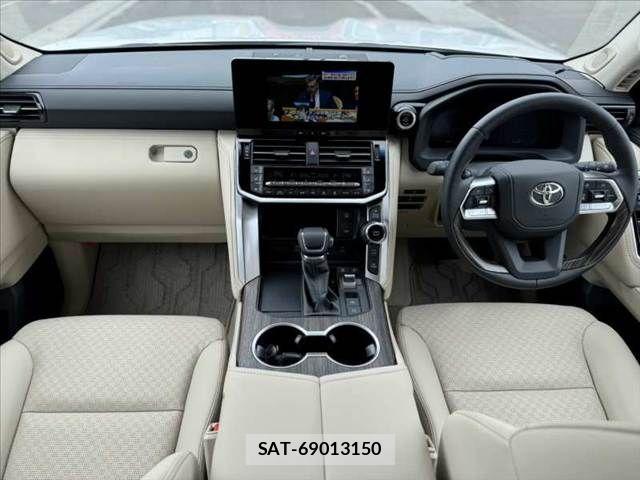 Toyota LAND CRUISER 2025-04 7059154-1