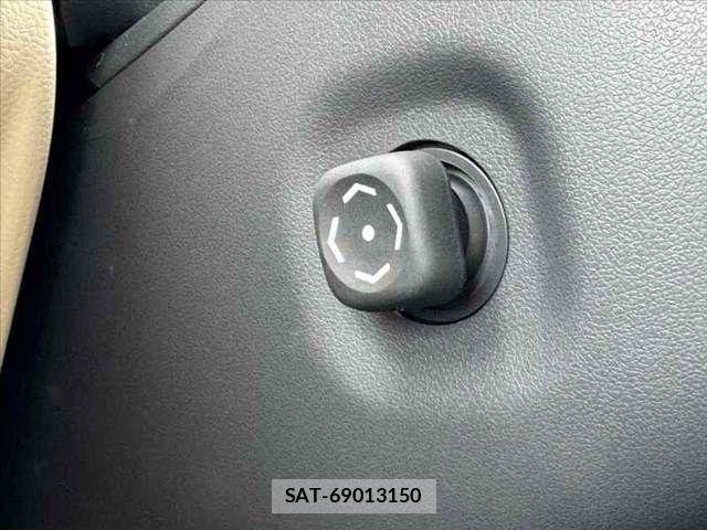 Toyota LAND CRUISER 2025-04 7059154-26
