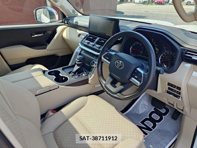 Toyota LAND CRUISER 2023-01 7220659-10