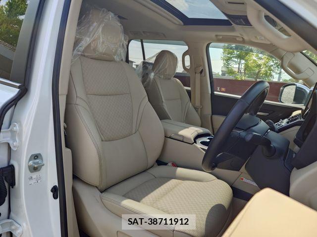 Toyota LAND CRUISER 2023-01 7220659-11