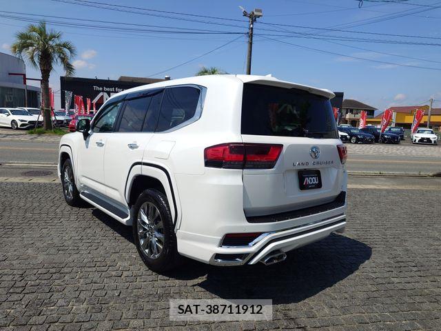 Toyota LAND CRUISER 2023-01 7220659-2