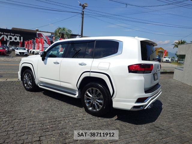 Toyota LAND CRUISER 2023-01 7220659-3