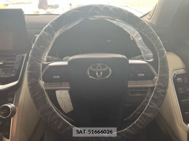 Toyota LAND CRUISER 2023-10 7220657-12