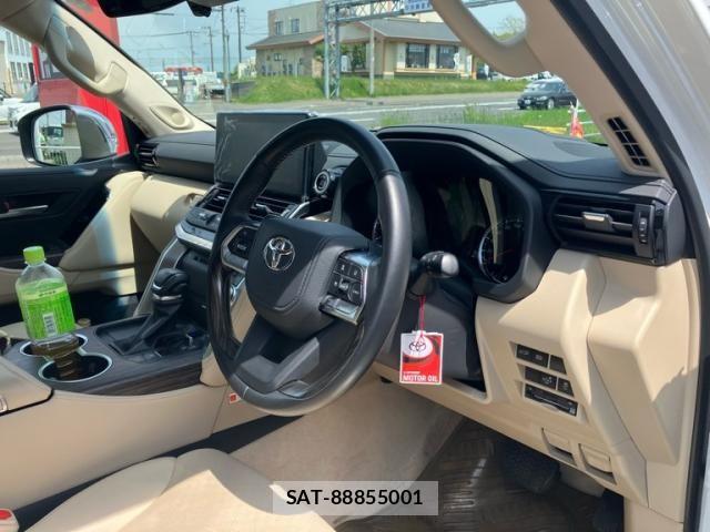 Toyota LAND CRUISER 2024-02 7220670-16