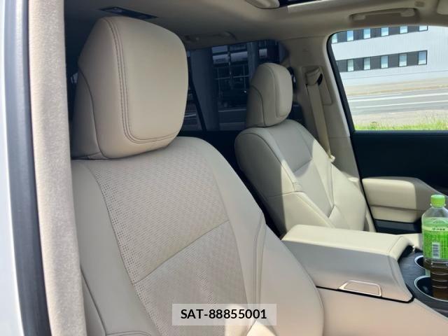Toyota LAND CRUISER 2024-02 7220670-17