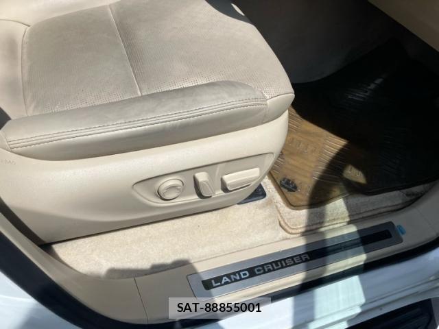 Toyota LAND CRUISER 2024-02 7220670-19