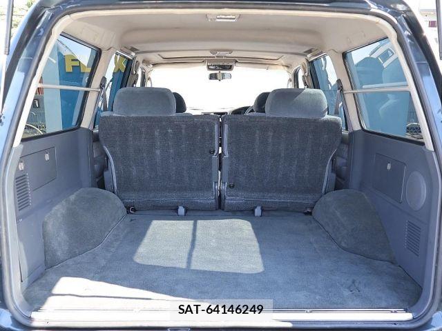 Toyota LAND CRUISER 1995-01 7220641-9