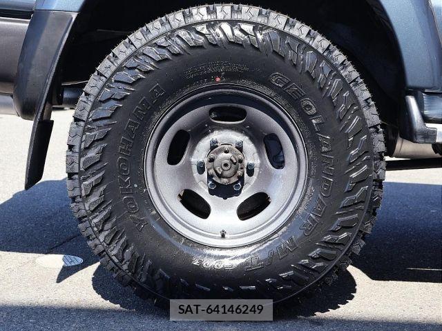 Toyota LAND CRUISER 1995-01 7220641-2