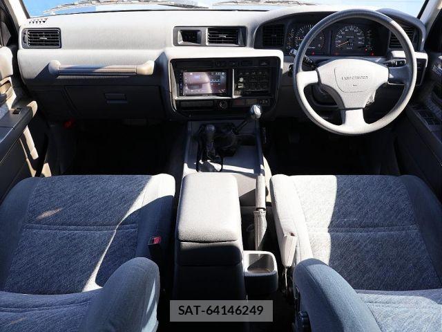 Toyota LAND CRUISER 1995-01 7220641-3