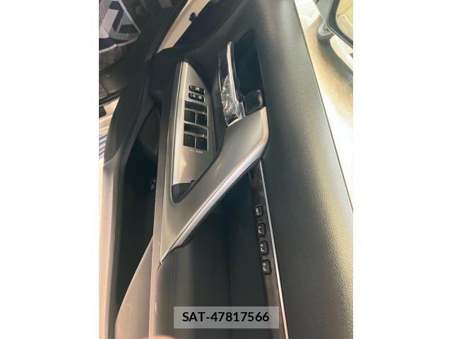 Toyota LAND CRUISER 2015-02 7220650-14