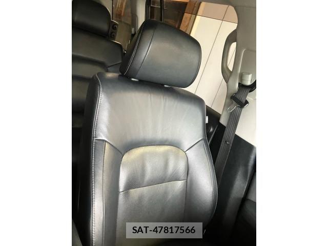 Toyota LAND CRUISER 2015-02 7220650-27