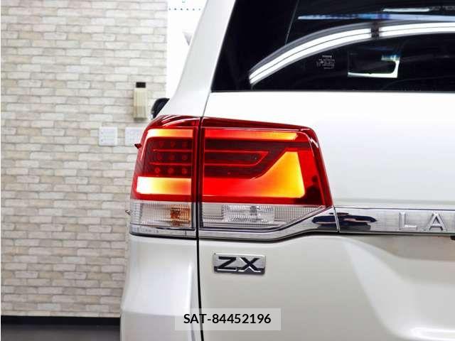 Toyota LAND CRUISER 2017-05 7220654-19