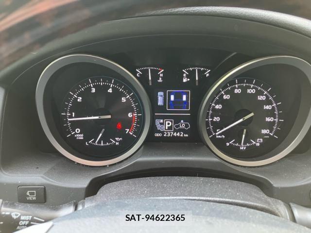 Toyota LAND CRUISER 2015-06 7220649-16