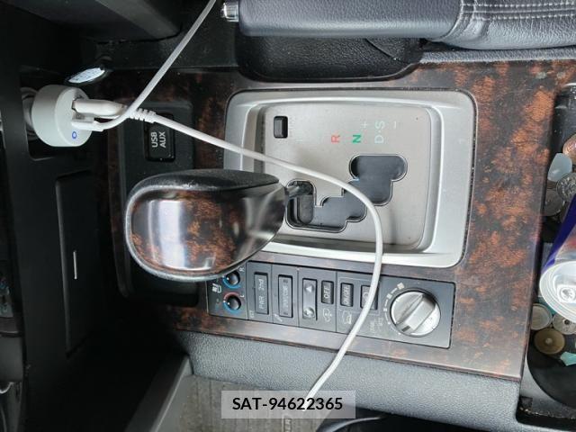 Toyota LAND CRUISER 2015-06 7220649-17