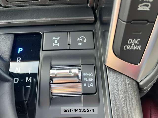 Toyota LAND CRUISER 2025-07 7220667-11